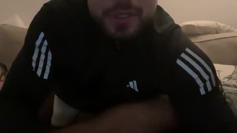 Snapshot of tylerblakex chatting on 11/02/25, 08:11 Tyler Blake online show from 11/02/25, 08:11