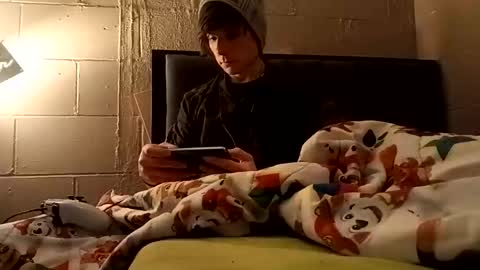 Snapshot of tylerlee199169 chatting on 03/10/26, 06:24 Tyler online show from 03/10/26, 06:24