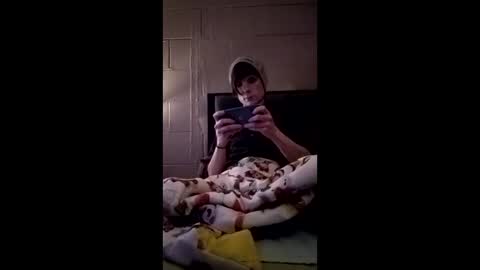 Snapshot of tylerlee199169 chatting on 03/20/26, 03:06 Tyler online show from 03/20/26, 03:06