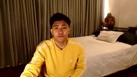 Snapshot of tylerwatson22 chatting on 12/09/24, 02:17 tyler online show from 12/09/24, 02:17