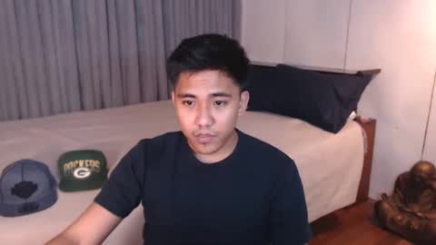 Snapshot of tylerwatson22 chatting on 12/17/24, 05:18 tyler online show from 12/17/24, 05:18