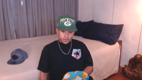 Snapshot of tylerwatson22 chatting on 12/18/24, 01:05 tyler online show from 12/18/24, 01:05