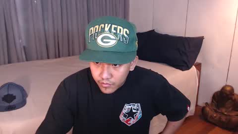 Snapshot of tylerwatson22 chatting on 12/18/24, 04:09 tyler online show from 12/18/24, 04:09