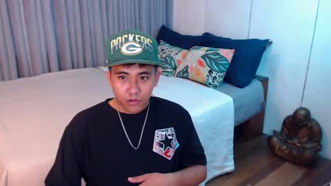 Snapshot of tylerwatson22 chatting on 12/20/24, 03:47 tyler online show from 12/20/24, 03:47