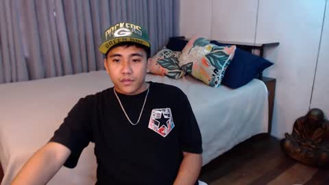 Snapshot of tylerwatson22 chatting on 12/22/24, 03:00 tyler online show from 12/22/24, 03:00