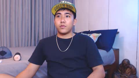 Snapshot of tylerwatson22 chatting on 12/28/24, 08:16 tyler online show from 12/28/24, 08:16