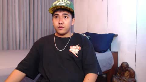 Snapshot of tylerwatson22 chatting on 12/30/24, 04:31 tyler online show from 12/30/24, 04:31