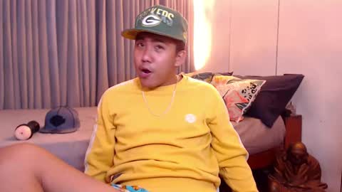 Snapshot of tylerwatson22 chatting on 01/04/25, 05:16 tyler online show from 01/04/25, 05:16