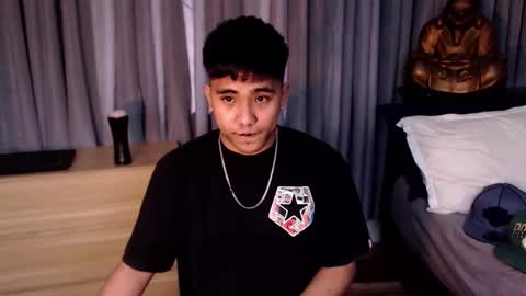 Snapshot of tylerwatson22 chatting on 01/21/25, 07:15 tyler online show from 01/21/25, 07:15