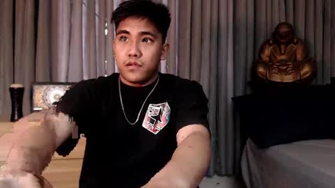 Snapshot of tylerwatson22 chatting on 01/22/25, 05:48 tyler online show from 01/22/25, 05:48