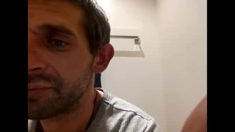 Snapshot of tylerweist727678265 chatting on 10/31/25, 09:54 tylerweist727678265 online show from 10/31/25, 09:54