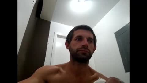 Snapshot of tylerweist727678265 chatting on 11/05/25, 10:26 tylerweist727678265 online show from 11/05/25, 10:26