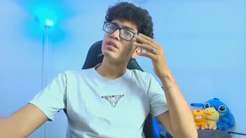   online show from 11/19/25, 03:17