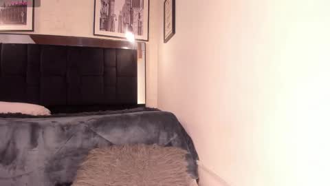       online show from 11/22/25, 04:00