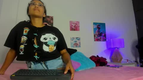 tyra   online show from 12/21/25, 04:19