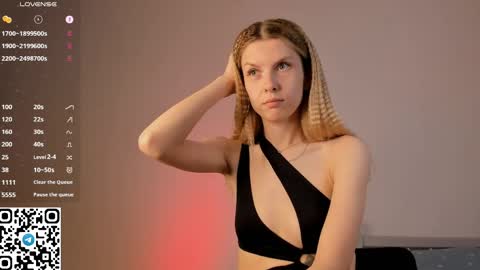 Christine 3 Next broadcast tomorrow at 2100 GMT 5 online show from 05/13/26, 06:49
