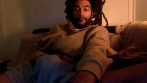 Snapshot of u1f33f chatting on 10/22/25, 04:35 yaya online show from 10/22/25, 04:35