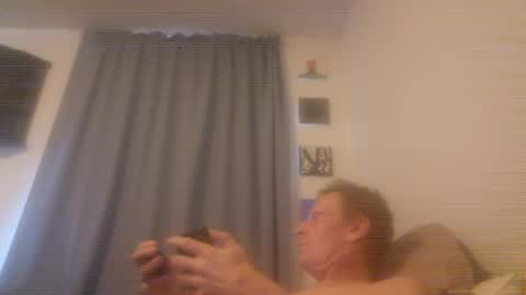 Snapshot of u2232739082 chatting on 06/14/26, 02:30 u2232739082 online show from 06/14/26, 02:30
