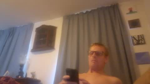 Snapshot of u2232739082 chatting on 06/18/26, 12:53 u2232739082 online show from 06/18/26, 12:53