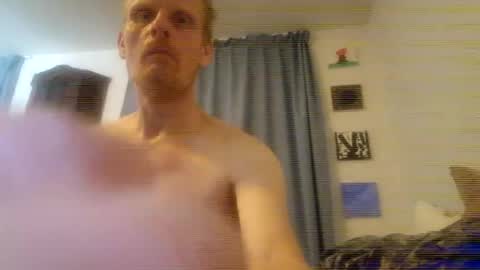 Snapshot of u2232739082 chatting on 06/25/26, 04:22 u2232739082 online show from 06/25/26, 04:22
