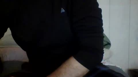 Snapshot of u_caught_us chatting on 02/06/25, 01:38 u_caught_us online show from 02/06/25, 01:38