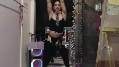 Azelia B online show from 11/11/25, 04:23