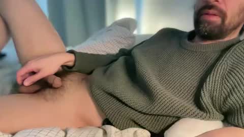 Snapshot of ubehalaya chatting on 02/22/26, 09:35 Ross online show from 02/22/26, 09:35