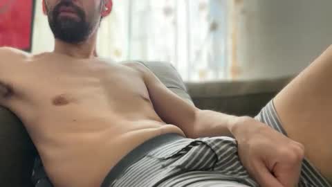 Snapshot of ubehalaya chatting on 03/14/26, 04:45 Ross online show from 03/14/26, 04:45