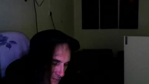 Snapshot of ucloudd chatting on 12/05/25, 11:41 ucloudd online show from 12/05/25, 11:41