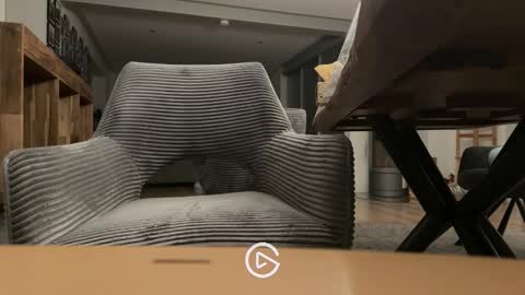 Snapshot of ueberdruck01 chatting on 09/12/25, 10:21 ueberdruck01 online show from 09/12/25, 10:21