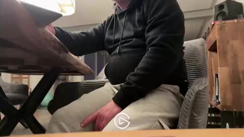 Snapshot of ueberdruck01 chatting on 12/21/25, 10:39 ueberdruck01 online show from 12/21/25, 10:39