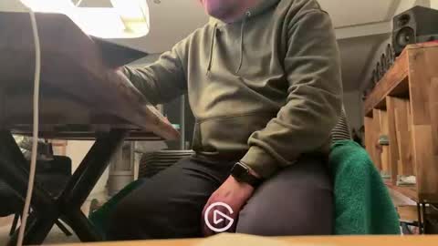 Snapshot of ueberdruck01 chatting on 01/19/26, 03:21 ueberdruck01 online show from 01/19/26, 03:21