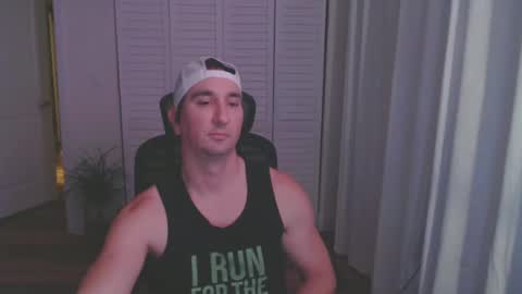 uglyduck3532 online show from 12/13/24, 02:54