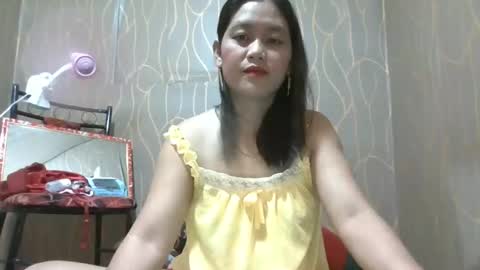 Snapshot of uglypinay69 chatting on 01/22/25, 10:15 neth online show from 01/22/25, 10:15
