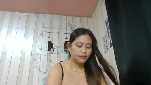 Snapshot of uglypinay69 chatting on 05/27/26, 07:22 neth online show from 05/27/26, 07:22