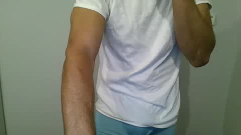 Snapshot of uhhuhyea chatting on 10/13/25, 12:21 uhhuhyea online show from 10/13/25, 12:21