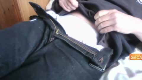 Snapshot of uk_exhibitionist70 chatting on 03/12/25, 03:29 Hairy UK guy online show from 03/12/25, 03:29