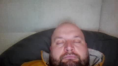 Snapshot of ukaszz chatting on 12/21/25, 05:31 ukaszz online show from 12/21/25, 05:31