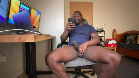 UKchocolate- FREE OFlinks in bio - online show from 04/25/26, 09:56