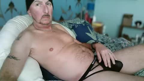 Snapshot of ukcock2016 chatting on 03/03/26, 09:26 Adam online show from 03/03/26, 09:26