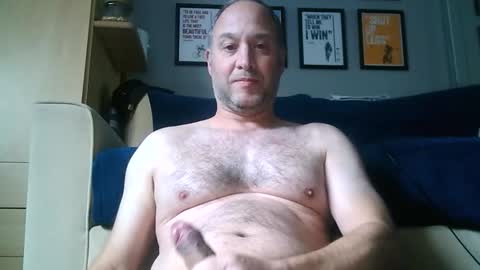 Snapshot of ukflasher chatting on 10/21/25, 01:12 ukflasher online show from 10/21/25, 01:12