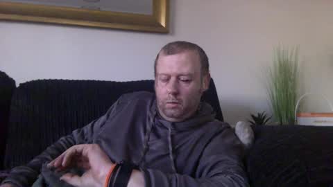 ukmatty3 online show from 01/24/25, 01:03