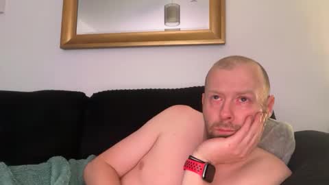 ukmatty3 online show from 04/30/26, 09:08