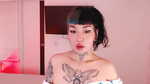 Martina online show from 06/19/26, 02:27