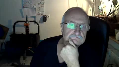 Snapshot of ulli44 chatting on 02/06/26, 11:41 Ulrich online show from 02/06/26, 11:41