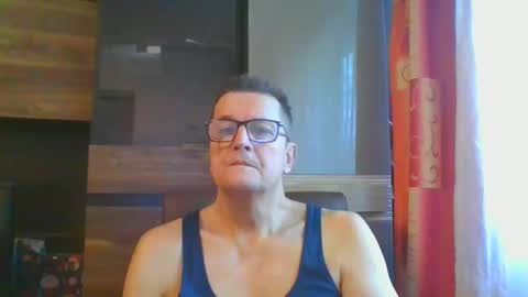 Snapshot of ulmeni4 chatting on 12/16/24, 08:20 ulmeni4 online show from 12/16/24, 08:20