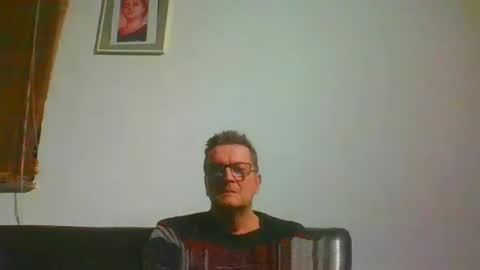 Snapshot of ulmeni4 chatting on 01/01/25, 07:43 ulmeni4 online show from 01/01/25, 07:43