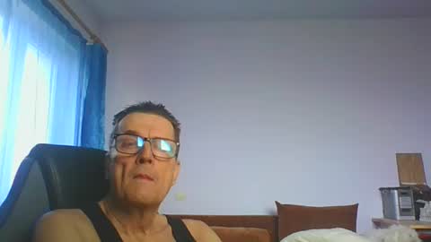 ulmeni4 online show from 02/03/26, 07:24