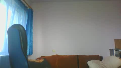 ulmeni7 online show from 11/06/25, 07:20