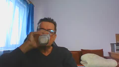 Snapshot of ulmeni7 chatting on 01/07/26, 11:56 ulmeni7 online show from 01/07/26, 11:56